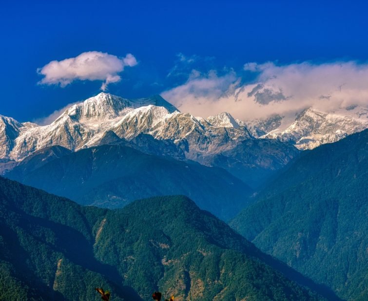 mountains-5695323_1280 (1)